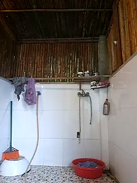 Snapshot of diamond-- chatting on October 4, 2025, 1:07 am diamond-- online show from October 4, 2025, 1:07 am