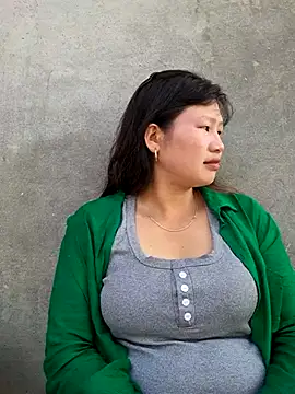 Snapshot of diamond-- chatting on October 12, 2025, 7:54 am diamond-- online show from October 12, 2025, 7:54 am