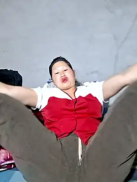 Snapshot of diamond-- chatting on February 21, 2026, 1:46 pm diamond-- online show from February 21, 2026, 1:46 pm