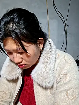 Snapshot of diamond-- chatting on February 18, 2026, 12:56 pm diamond-- online show from February 18, 2026, 12:56 pm