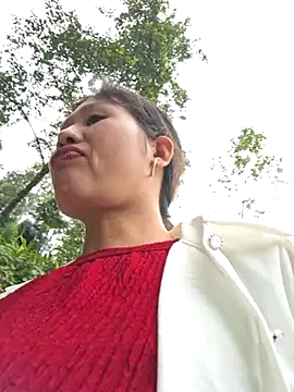 Snapshot of diamond-- chatting on October 21, 2025, 7:19 am diamond-- online show from October 21, 2025, 7:19 am