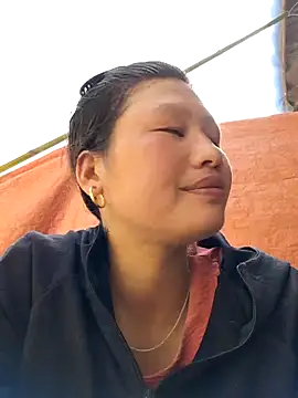 Snapshot of diamond-- chatting on October 10, 2025, 3:07 am diamond-- online show from October 10, 2025, 3:07 am