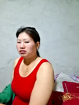 Snapshot of diamond-- chatting on October 19, 2025, 12:24 am diamond-- online show from October 19, 2025, 12:24 am