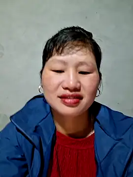 Snapshot of diamond-- chatting on November 1, 2025, 12:17 am diamond-- online show from November 1, 2025, 12:17 am