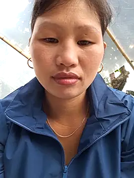 Snapshot of diamond-- chatting on October 13, 2025, 2:24 am diamond-- online show from October 13, 2025, 2:24 am