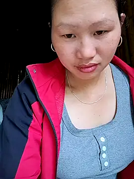 Snapshot of diamond-- chatting on October 2, 2025, 12:36 am diamond-- online show from October 2, 2025, 12:36 am