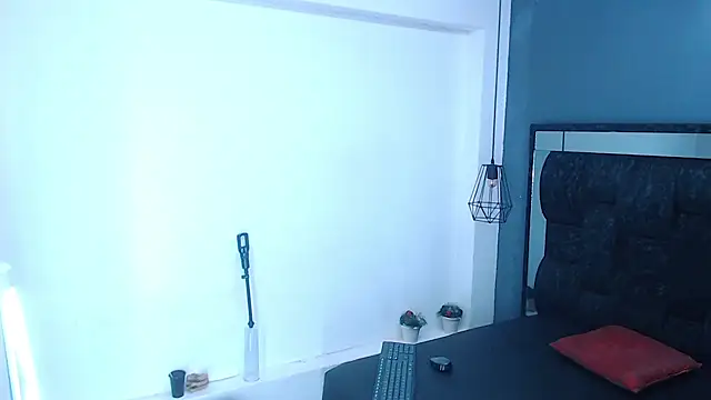 Daniel delux  online show from September 27, 2025, 11:05 am