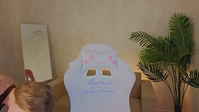 Snapshot of kianawhite chatting on January 13, 2026, 1:09 am kianawhite online show from January 13, 2026, 1:09 am