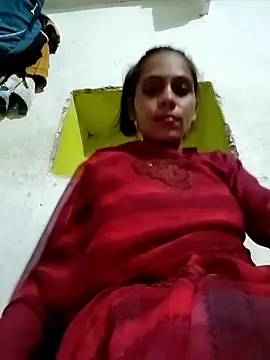 Snapshot of M-Rani239 chatting on September 20, 2025, 4:23 pm M-Rani239 online show from September 20, 2025, 4:23 pm