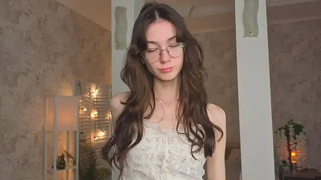 Snapshot of ReneeLippeatt chatting on September 25, 2025, 7:20 pm ReneeLippeatt online show from September 25, 2025, 7:20 pm