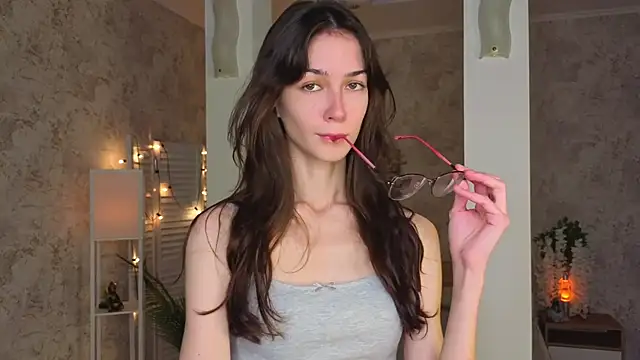 Snapshot of ReneeLippeatt chatting on October 2, 2025, 7:17 pm ReneeLippeatt online show from October 2, 2025, 7:17 pm