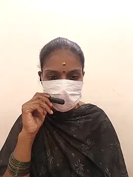 Tamil Yalini12 online show from November 12, 2025, 7:07 pm