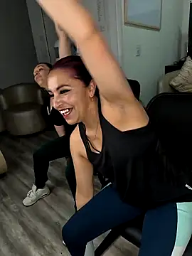 Alisson Stonee online show from April 10, 2026, 10:39 pm