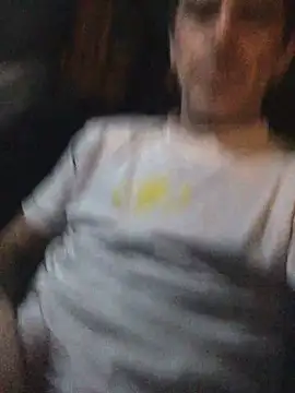 Snapshot of tiago1981pt chatting on October 8, 2025, 8:42 pm tiago1981pt online show from October 8, 2025, 8:42 pm