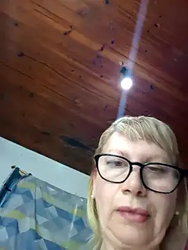 Snapshot of beautifulsexy69_2023 chatting on October 26, 2025, 1:44 pm beautifulsexy69 2023 online show from October 26, 2025, 1:44 pm