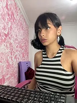 Snapshot of xoxo_milk chatting on January 31, 2026, 10:08 pm xoxo milk online show from January 31, 2026, 10:08 pm