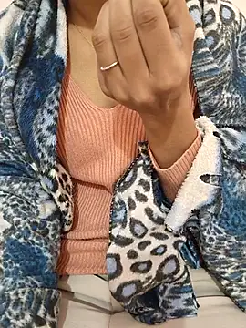 anayahotty online show from January 8, 2026, 5:35 am