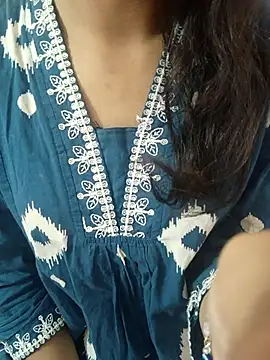 Snapshot of anayahotty chatting on October 18, 2025, 4:53 pm anayahotty online show from October 18, 2025, 4:53 pm