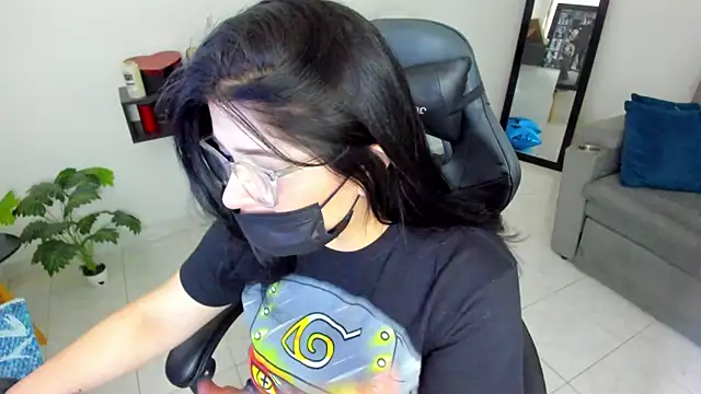 Snapshot of Miel_82 chatting on October 10, 2025, 12:28 pm Miel 82 online show from October 10, 2025, 12:28 pm