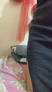 Snapshot of hotestfantasy chatting on February 16, 2026, 4:05 pm hotestfantasy online show from February 16, 2026, 4:05 pm