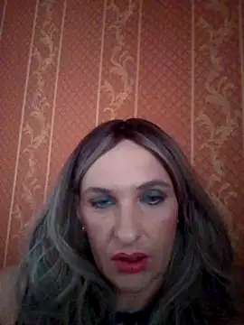 Snapshot of LaraDiva7799 chatting on October 5, 2025, 10:06 am LaraDiva7799 online show from October 5, 2025, 10:06 am