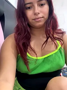 Snapshot of love_hot01 chatting on October 21, 2025, 9:25 pm love hot01 online show from October 21, 2025, 9:25 pm