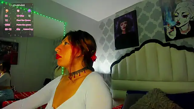 Snapshot of AlisonCold chatting on October 1, 2025, 12:31 pm AlisonCold online show from October 1, 2025, 12:31 pm