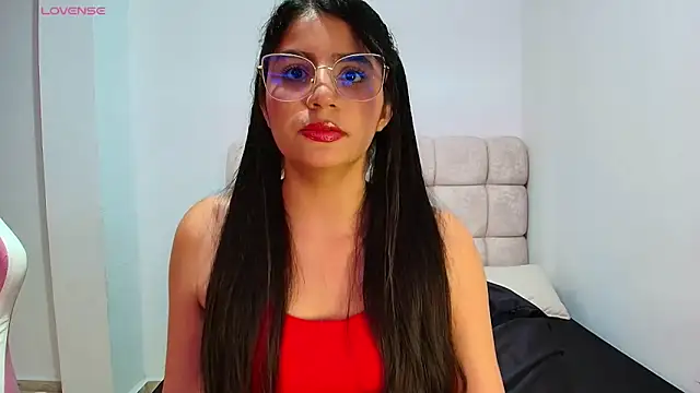 Julieta Rose19 online show from February 16, 2026, 11:46 pm