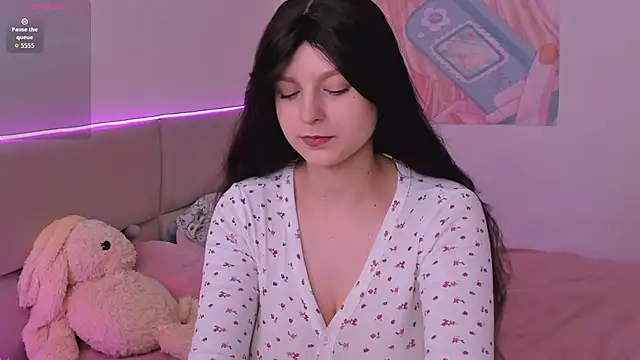 AishaAysitt online show from November 10, 2025, 9:25 am