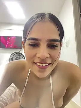 Snapshot of Valery_lux16 chatting on September 23, 2025, 11:50 am Valery lux16 online show from September 23, 2025, 11:50 am