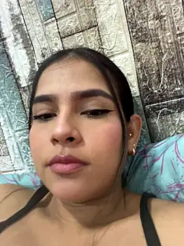 Snapshot of Valery_lux16 chatting on October 2, 2025, 12:08 pm Valery lux16 online show from October 2, 2025, 12:08 pm