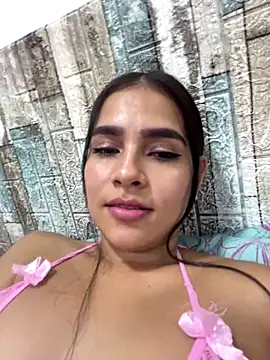 Snapshot of Valery_lux16 chatting on October 27, 2025, 7:26 pm Valery lux16 online show from October 27, 2025, 7:26 pm