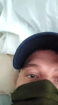 Snapshot of Biboict chatting on November 3, 2025, 4:43 pm Biboict online show from November 3, 2025, 4:43 pm