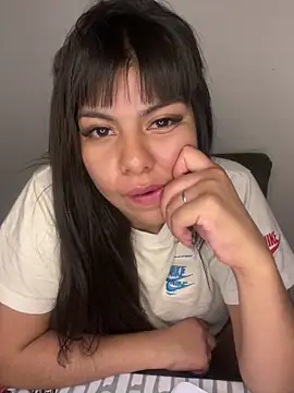 Snapshot of Bulma04 chatting on October 11, 2025, 7:09 am Bulma04 online show from October 11, 2025, 7:09 am