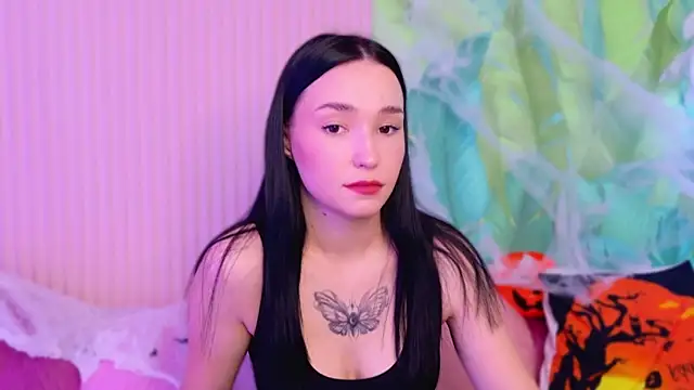 Snapshot of Amanda_Choi chatting on October 24, 2025, 5:28 am Amanda Choi online show from October 24, 2025, 5:28 am