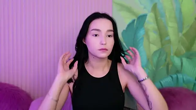 Snapshot of Amanda_Choi chatting on October 10, 2025, 5:19 am Amanda Choi online show from October 10, 2025, 5:19 am