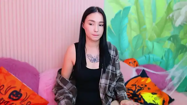 Snapshot of Amanda_Choi chatting on October 28, 2025, 10:36 am Amanda Choi online show from October 28, 2025, 10:36 am