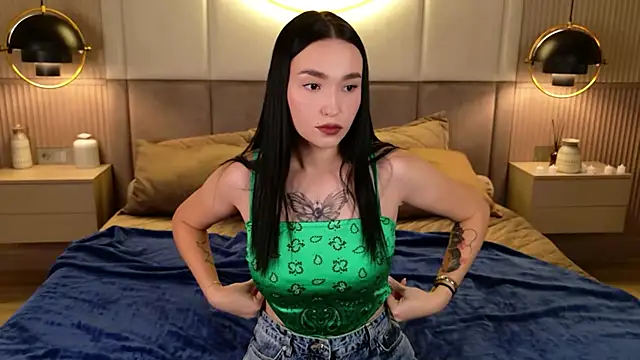 Snapshot of Amanda_Choi chatting on November 5, 2025, 5:32 am Amanda Choi online show from November 5, 2025, 5:32 am