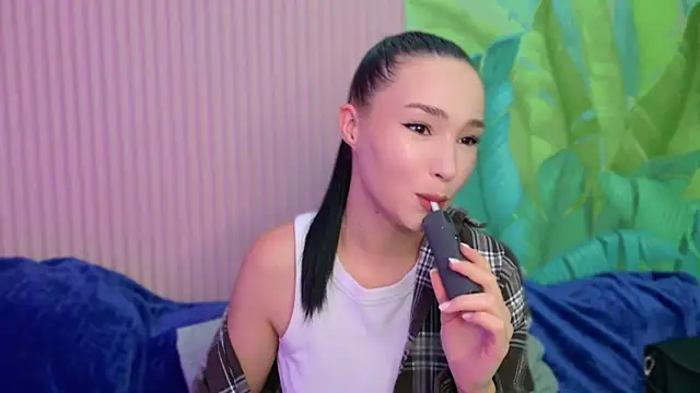 Snapshot of Amanda_Choi chatting on October 5, 2025, 5:42 am Amanda Choi online show from October 5, 2025, 5:42 am