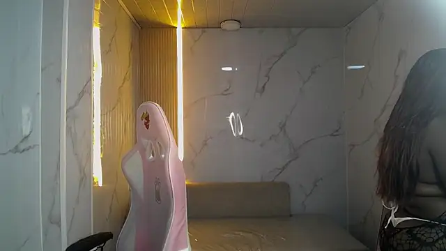 Soffia b online show from November 5, 2025, 3:09 am