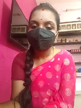 Snapshot of Tamil_Swathi chatting on April 19, 2026, 7:09 am Tamil Swathi online show from April 19, 2026, 7:09 am