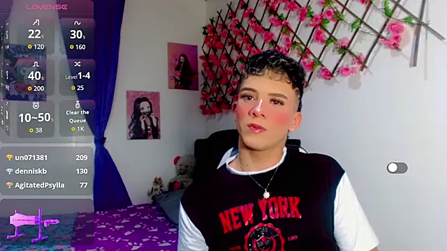 Snapshot of Noah_SlaveX chatting on September 22, 2025, 11:27 am Noah SlaveX online show from September 22, 2025, 11:27 am