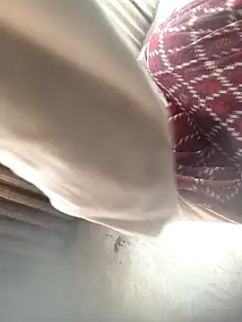 Snapshot of Cuty_sunena chatting on November 14, 2025, 3:10 am Cuty sunena online show from November 14, 2025, 3:10 am