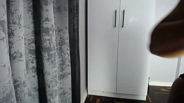 Snapshot of Juiceybileh chatting on October 30, 2025, 8:06 pm Juiceybileh online show from October 30, 2025, 8:06 pm