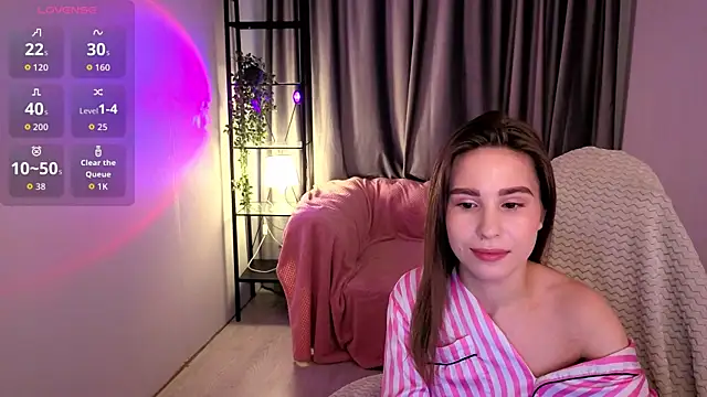 Snapshot of chatting on October 24, 2025, 5:28 am online show from October 24, 2025, 5:28 am