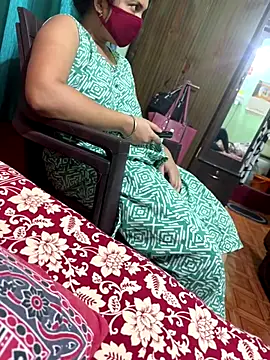 riyam5505 online show from September 26, 2025, 10:44 am