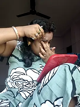 Deborbhavi222 online show from March 22, 2026, 9:33 am