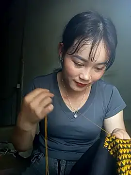 dorothyxx online show from November 10, 2025, 4:17 am