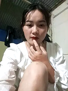 dorothyxx online show from November 11, 2025, 3:18 pm