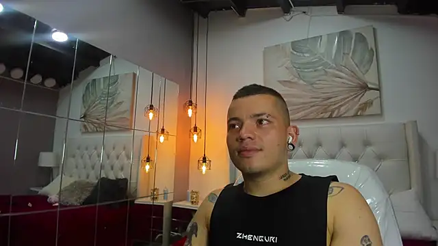 wildthor26 online show from February 26, 2026, 4:45 am